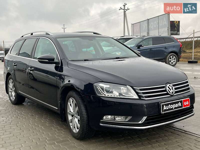 Універсал Volkswagen Passat 2012 в Львові