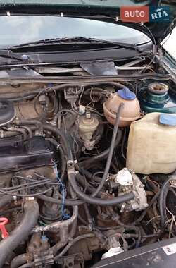Универсал Volkswagen Passat 1996 в 