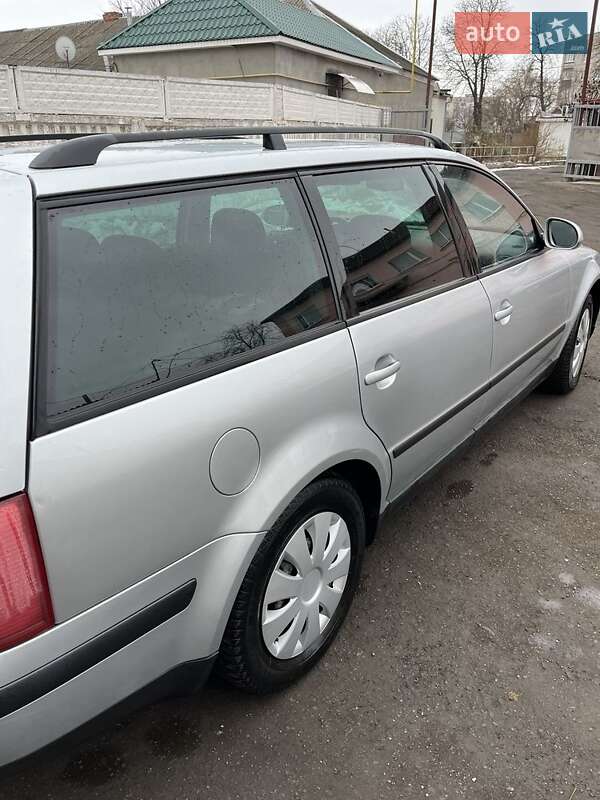 Універсал Volkswagen Passat 2004 в Сумах