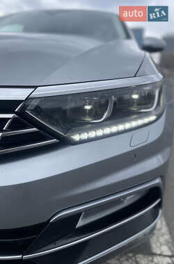 Універсал Volkswagen Passat 2018 в Києві