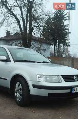 Седан Volkswagen Passat 1999 в Борисполі