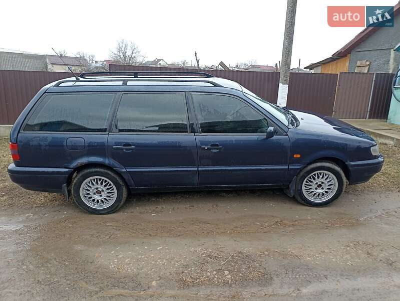Универсал Volkswagen Passat 1995 в Черновцах фото 6 Универсал Volkswagen Passat 1995 в Черновцах