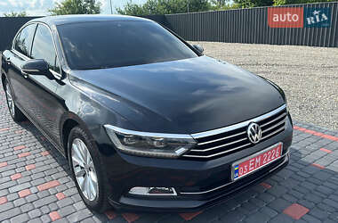 Седан Volkswagen Passat 2020 в Тячеве