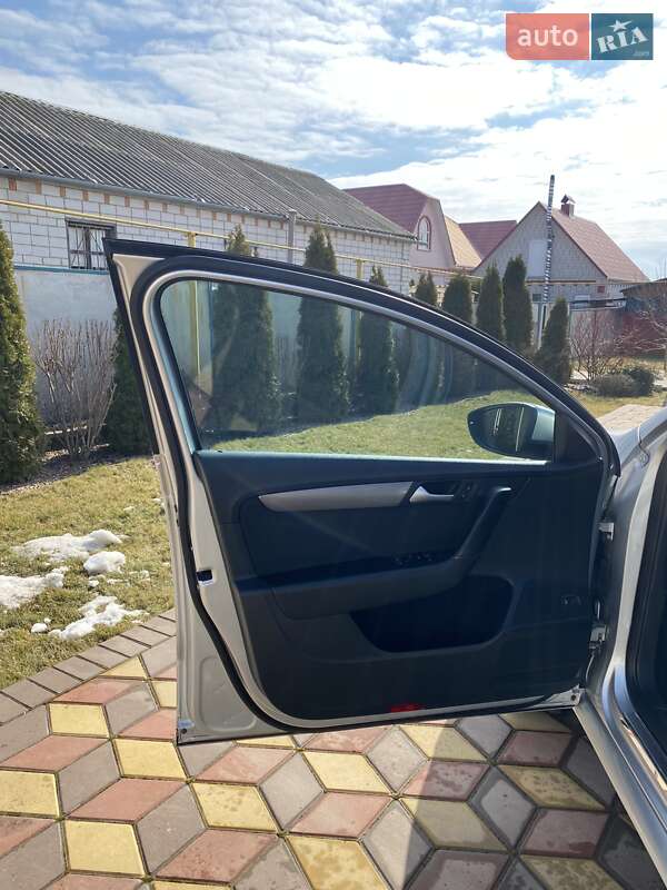 Универсал Volkswagen Passat 2013 в Первомайске