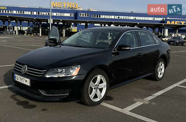 Седан Volkswagen Passat 2013 в Києві