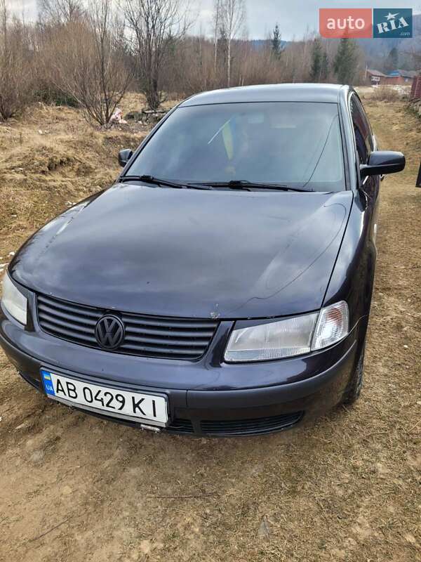 Седан Volkswagen Passat 2000 в Богородчанах