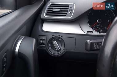 Седан Volkswagen Passat 2014 в 