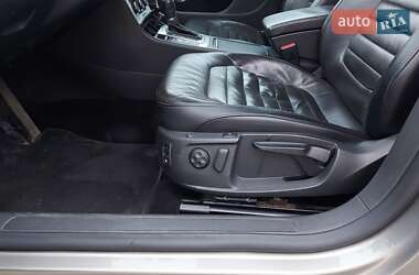 Седан Volkswagen Passat 2014 в 