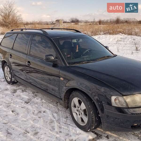 Универсал Volkswagen Passat 1998 в 