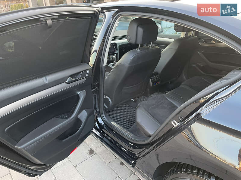 Седан Volkswagen Passat 2017 в Мукачево