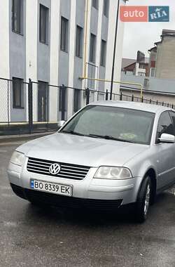 Седан Volkswagen Passat 2001 в Чорткове