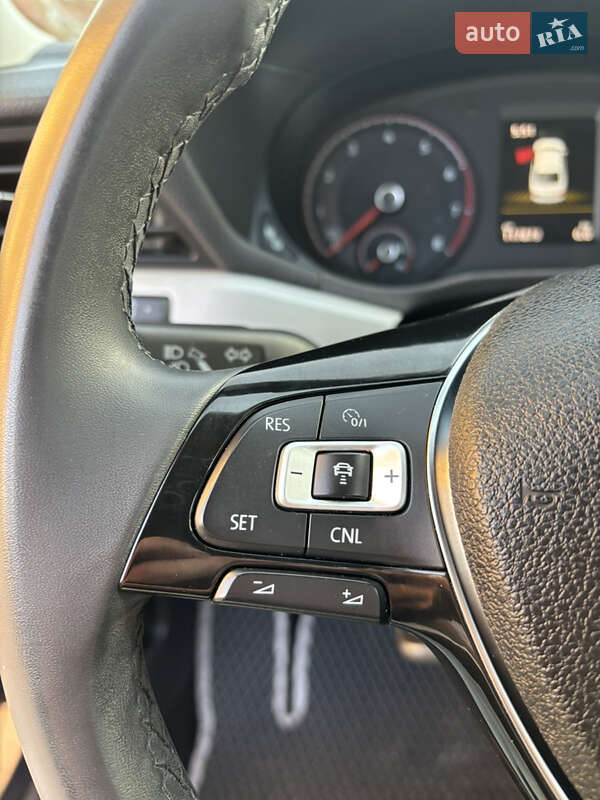 Седан Volkswagen Passat 2020 в Львове фото 22 Седан Volkswagen Passat 2020 в Львове