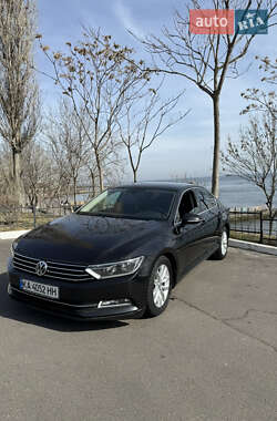 Седан Volkswagen Passat 2017 в Одесі