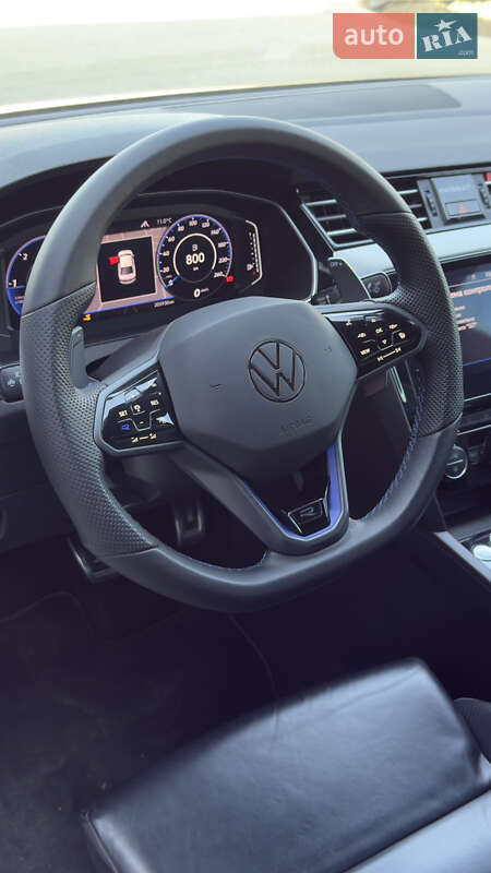 Седан Volkswagen Passat 2020 в Мукачевому