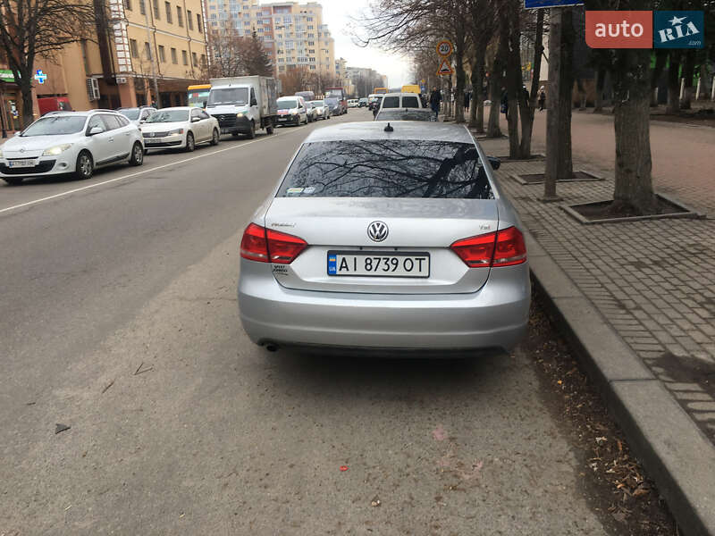 Седан Volkswagen Passat 2014 в Киеве