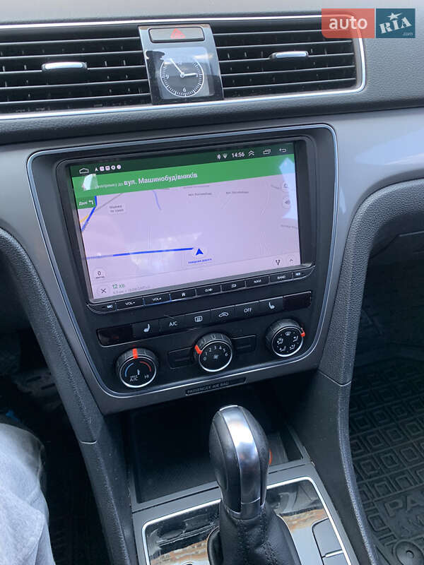 Седан Volkswagen Passat 2014 в Киеве