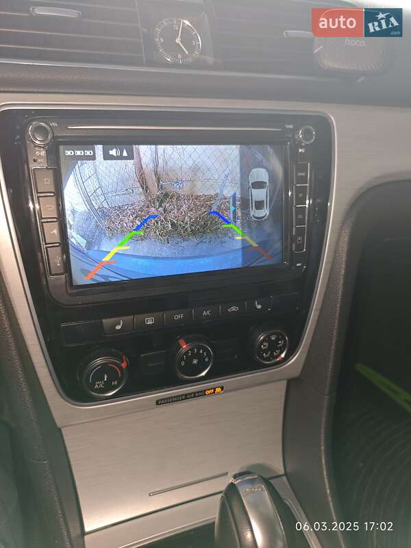 Седан Volkswagen Passat 2013 в Киеве
