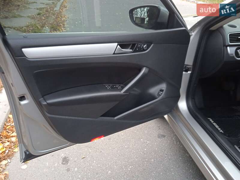 Седан Volkswagen Passat 2012 в Белой Церкви