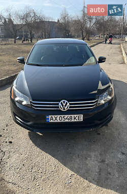 Седан Volkswagen Passat 2012 в Харькове