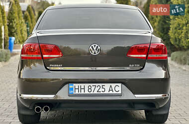 Седан Volkswagen Passat 2013 в 