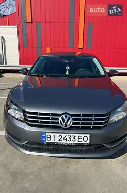 Седан Volkswagen Passat 2013 в Києві