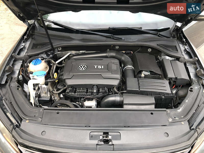Седан Volkswagen Passat 2016 в Харкові