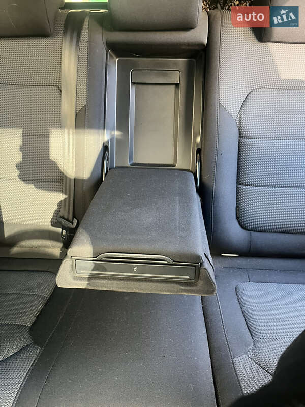 Універсал Volkswagen Passat 2012 в Сумах