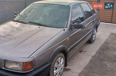 Седан Volkswagen Passat 1992 в Львові