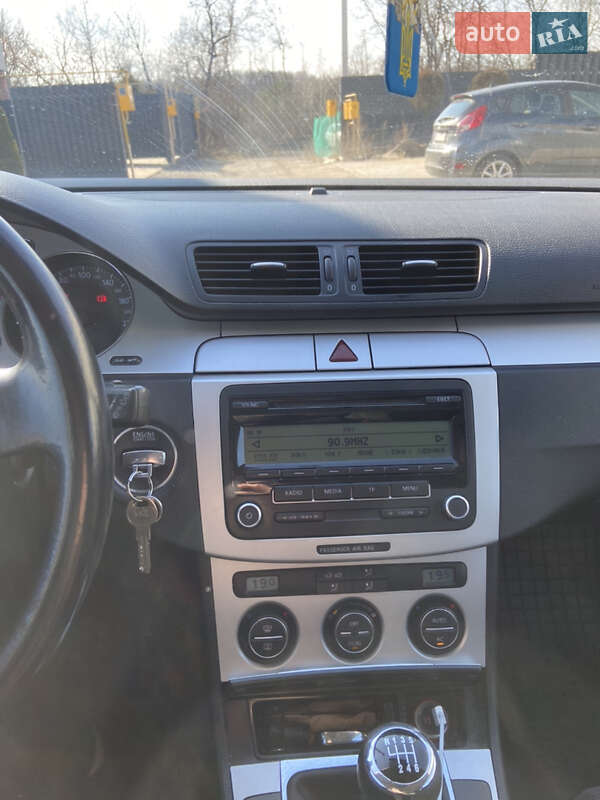 Универсал Volkswagen Passat 2008 в Виннице