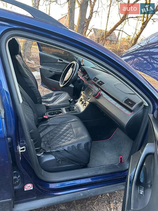 Универсал Volkswagen Passat 2005 в Чуднове