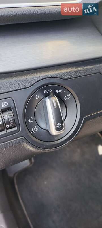 Универсал Volkswagen Passat 2010 в Хмельницком