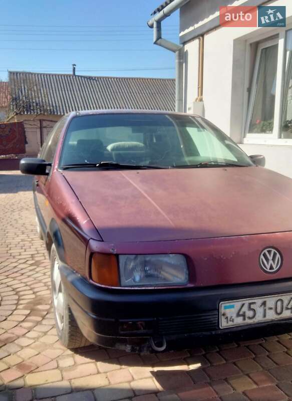 Седан Volkswagen Passat 1991 в Львові