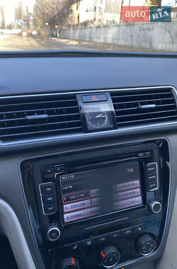 Седан Volkswagen Passat 2013 в Киеве