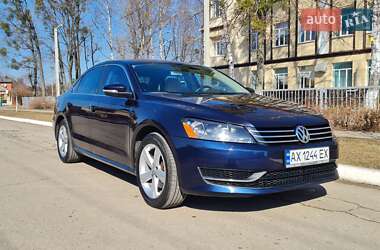 Седан Volkswagen Passat 2013 в Харкові