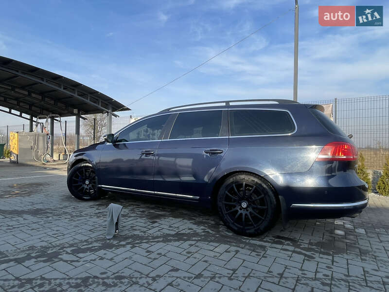 Универсал Volkswagen Passat 2011 в Хусте