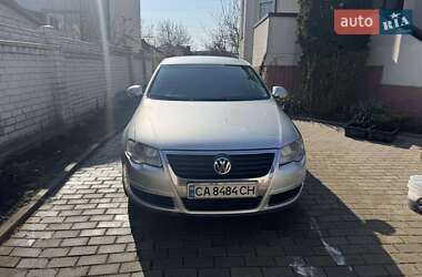 Седан Volkswagen Passat 2006 в Чернобае