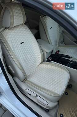 Седан Volkswagen Passat 2015 в 