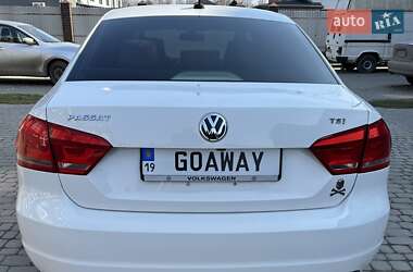 Седан Volkswagen Passat 2015 в 