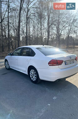 Седан Volkswagen Passat 2011 в 