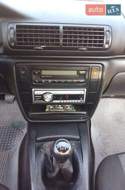 Седан Volkswagen Passat 2000 в 