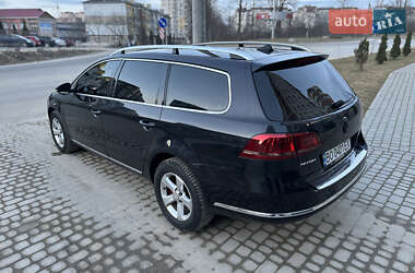 Универсал Volkswagen Passat 2011 в Тернополе