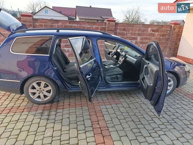 Универсал Volkswagen Passat 2010 в Луцке фото 3 Универсал Volkswagen Passat 2010 в Луцке