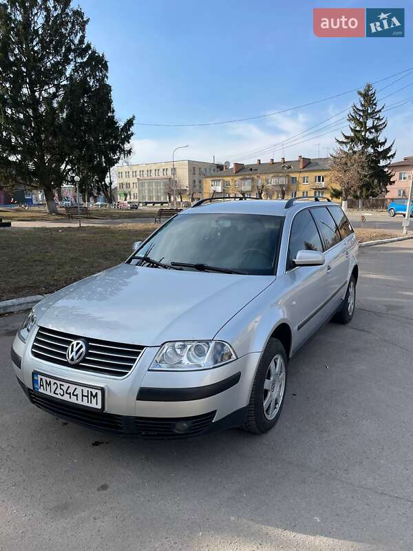 Универсал Volkswagen Passat 2001 в Виннице