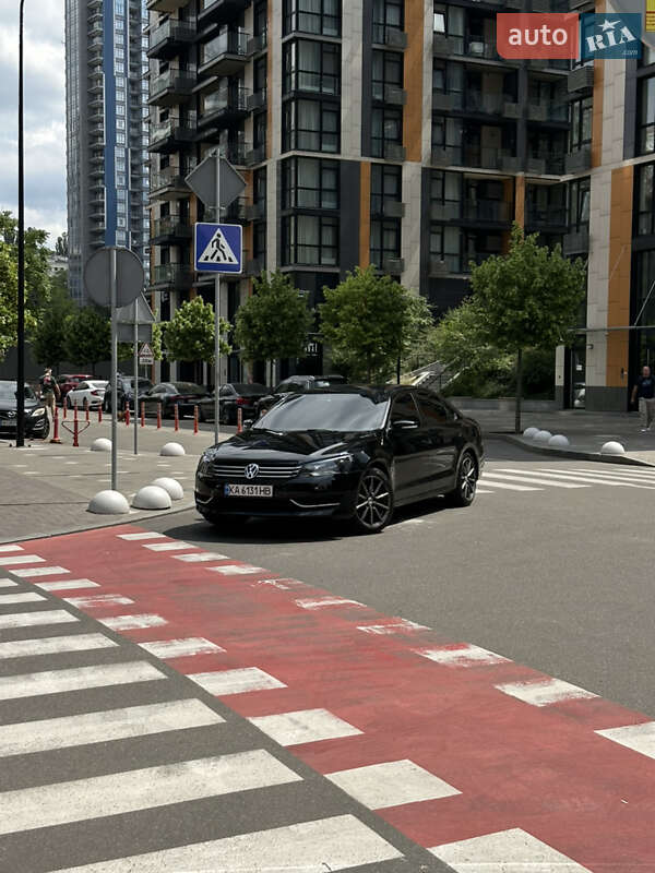 Седан Volkswagen Passat 2013 в Києві фото 3 Седан Volkswagen Passat 2013 в Києві