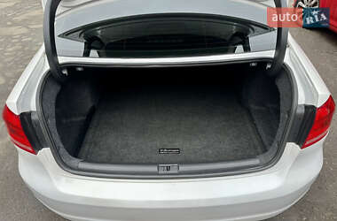 Седан Volkswagen Passat 2014 в 