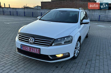 Универсал Volkswagen Passat 2012 в Тернополе