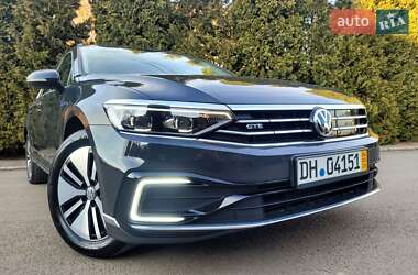 Универсал Volkswagen Passat 2020 в Хмельницком