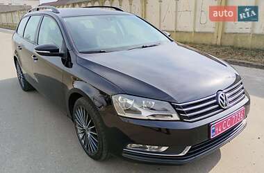 Універсал Volkswagen Passat 2011 в Калуші