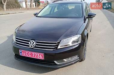 Універсал Volkswagen Passat 2011 в Калуші