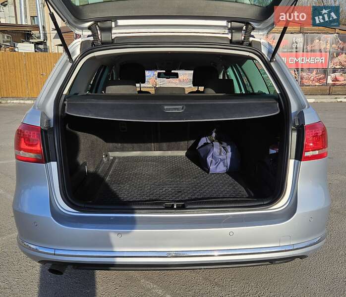 Універсал Volkswagen Passat 2011 в Запоріжжі